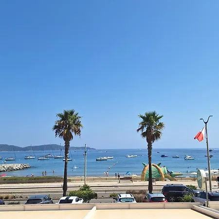 Appartement Cavalaire Face A La Mer Exterior photo